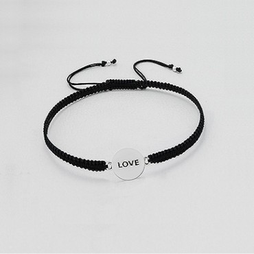 Zapestnica z značko "Love"